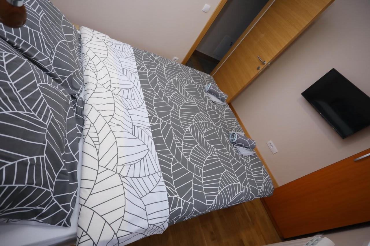 Mipet Apartmani Ζλάτιμπορ Εξωτερικό φωτογραφία