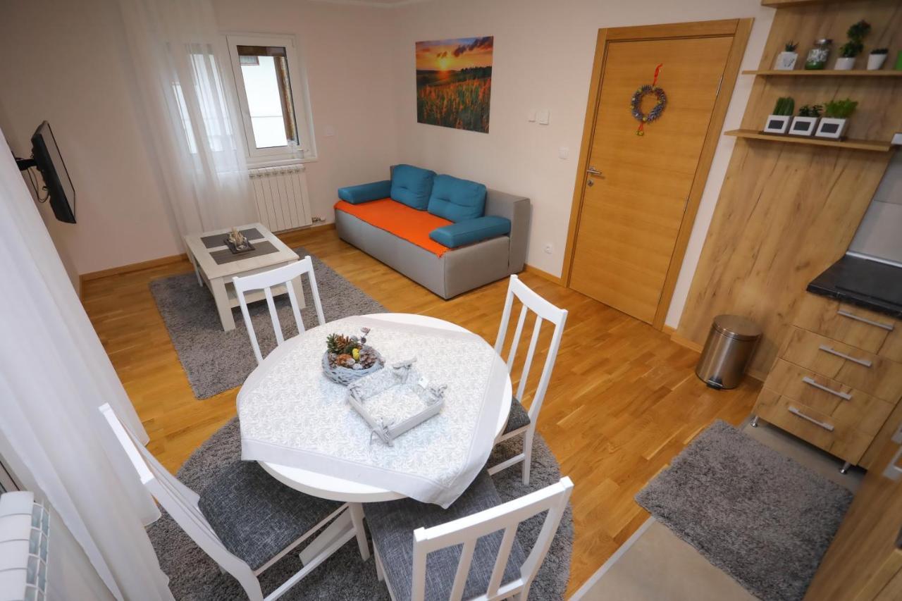 Mipet Apartmani Ζλάτιμπορ Εξωτερικό φωτογραφία