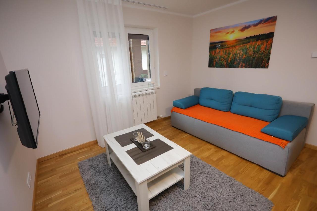 Mipet Apartmani Ζλάτιμπορ Εξωτερικό φωτογραφία
